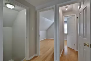 2353 Hanna Dr, Columbus, OH 43211 - Photo 24