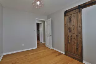2353 Hanna Dr, Columbus, OH 43211 - Photo 16