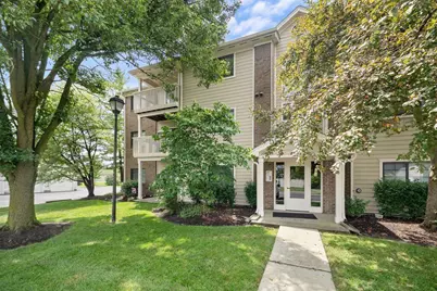 6823 Meadow Creek Drive #309, Columbus, OH 43235 - Photo 1