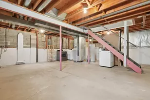 552 Indian Summer Dr, Columbus, OH 43214 - Photo 36