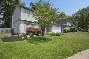 552 Indian Summer Dr, Columbus, OH 43214 - Photo 4