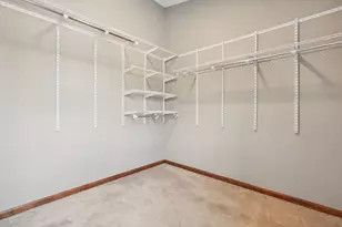 552 Indian Summer Dr, Columbus, OH 43214 - Photo 34