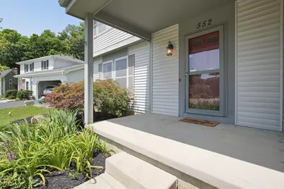 552 Indian Summer Drive, Columbus, OH 43214 - Photo 2