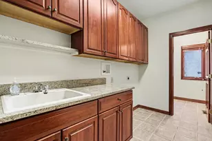 932 Augusta Glen Dr, Columbus, OH 43235 - Photo 38