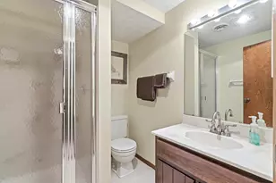1691 Arlingate Dr N, Upper Arlington, OH 43220 - Photo 40