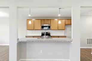 218 Center St, Ashley, OH 43003 - Photo 6