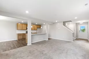 218 Center St, Ashley, OH 43003 - Photo 4