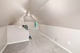 176 E Kelso Rd, Columbus, OH 43202 - Photo 42