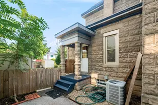 176 E Kelso Rd, Columbus, OH 43202 - Photo 54
