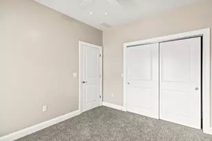 1613 Kohr Pl, Columbus, OH 43211 - Photo 16