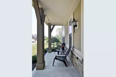 2607 Loris Way, Grove City, OH 43123 - Photo 4