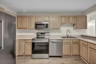 2227 Ravine Woods Dr, Grove City, OH 43123 - Photo 18