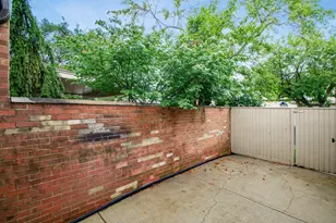 1679 St Albans Ct, Columbus, OH 43220 - Photo 30