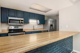 1679 St Albans Ct, Columbus, OH 43220 - Photo 12