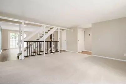 1679 Saint Albans Court #22-79, Columbus, OH 43220 - Photo 8