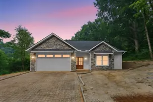 706 Berry Rd, Howard, OH 43028 - Photo 1