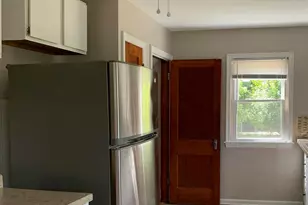 2237 Parkwood Ave, Columbus, OH 43211 - Photo 6