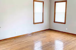 2237 Parkwood Ave, Columbus, OH 43211 - Photo 10