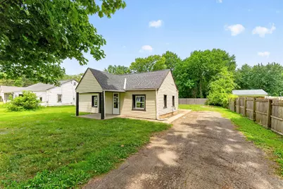 1678 Dewberry Road, Columbus, OH 43207 - Photo 2