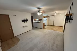 240 Wildwood Ct, Heath, OH 43056 - Photo 4