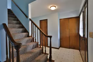 1533 Francisco Rd, Columbus, OH 43220 - Photo 4
