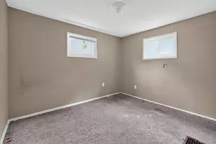 1927 Gault St, Columbus, OH 43205 - Photo 14