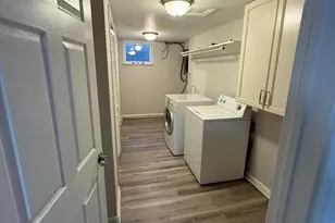 4006 Halsey, Columbus, OH 43228 - Photo 2
