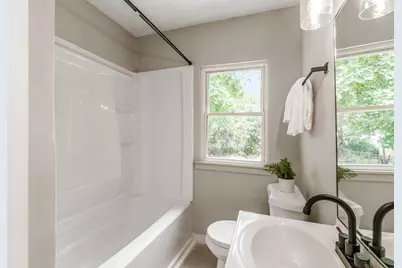 3080 E 13th Avenue, Columbus, OH 43219 - Photo 10