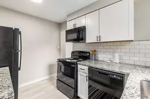 3080 E 13th Ave, Columbus, OH 43219 - Photo 8