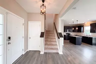 3212 Yellow Finch Wy, Columbus, OH 43231 - Photo 8