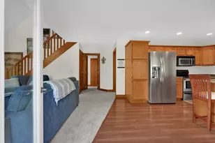 748 King Beach Dr, Howard, OH 43028 - Photo 6