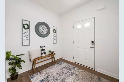 1520 Billingham Drive, Grove City, OH 43123 - Photo 2