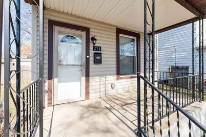 274 E Barthman Avenue, Columbus, OH 43207 - Photo 4