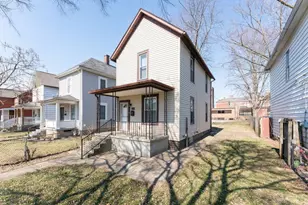 274 E Barthman Ave, Columbus, OH 43207 - Photo 2