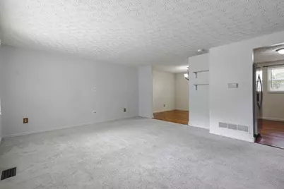 1690 Americana Court, Columbus, OH 43229 - Photo 6