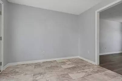 3851 Farm Brook Lane, Columbus, OH 43204 - Photo 16