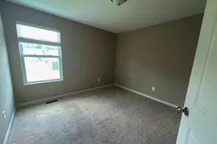 1036 Preble Dr, Blacklick, OH 43004 - Photo 12