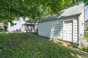 584 Chestershire Rd, Columbus, OH 43204 - Photo 4