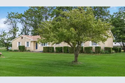 2090 N Sulphur Springs Road, West Alexandria, OH 45381 - Photo 1