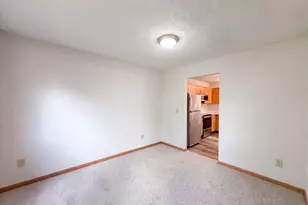 2237 Red Barn St, Delaware, OH 43015 - Photo 6
