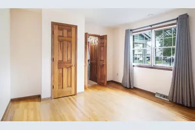 4770 Larwell Drive, Columbus, OH 43220 - Photo 4