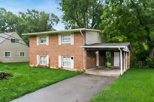 1690 Simpson Dr, Columbus, OH 43227 - Photo 2