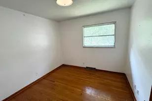 4687 Julian Dr, Columbus, OH 43227 - Photo 10