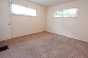 3049 Howey Rd, Columbus, OH 43224 - Photo 10