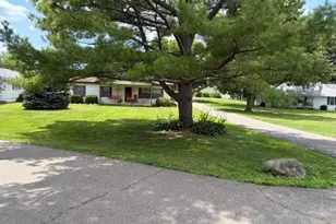 75 Park Dr, Thornville, OH 43076 - Photo 1