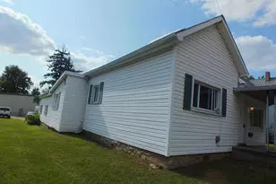 224 Ward St, Bellefontaine, OH 43311 - Photo 2