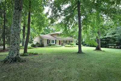 5915 Headley Road, Gahanna, OH 43230 - Photo 1