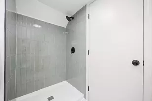 162 S Southampton Ave, Columbus, OH 43204 - Photo 32