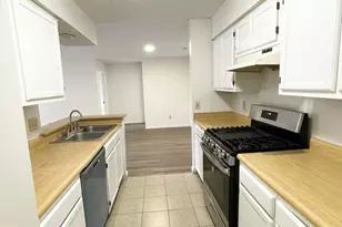 2172 Hedgerow Road, Columbus, OH 43220 - Photo 8