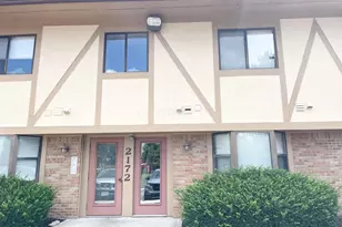 2172 Hedgerow Road, Columbus, OH 43220 - Photo 2